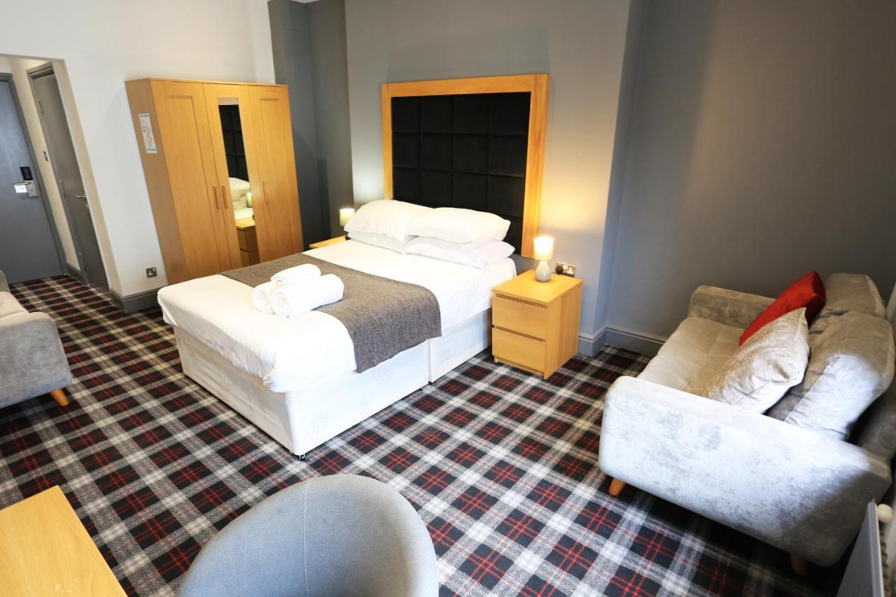 Hotel Huddersfield Zewnętrze zdjęcie