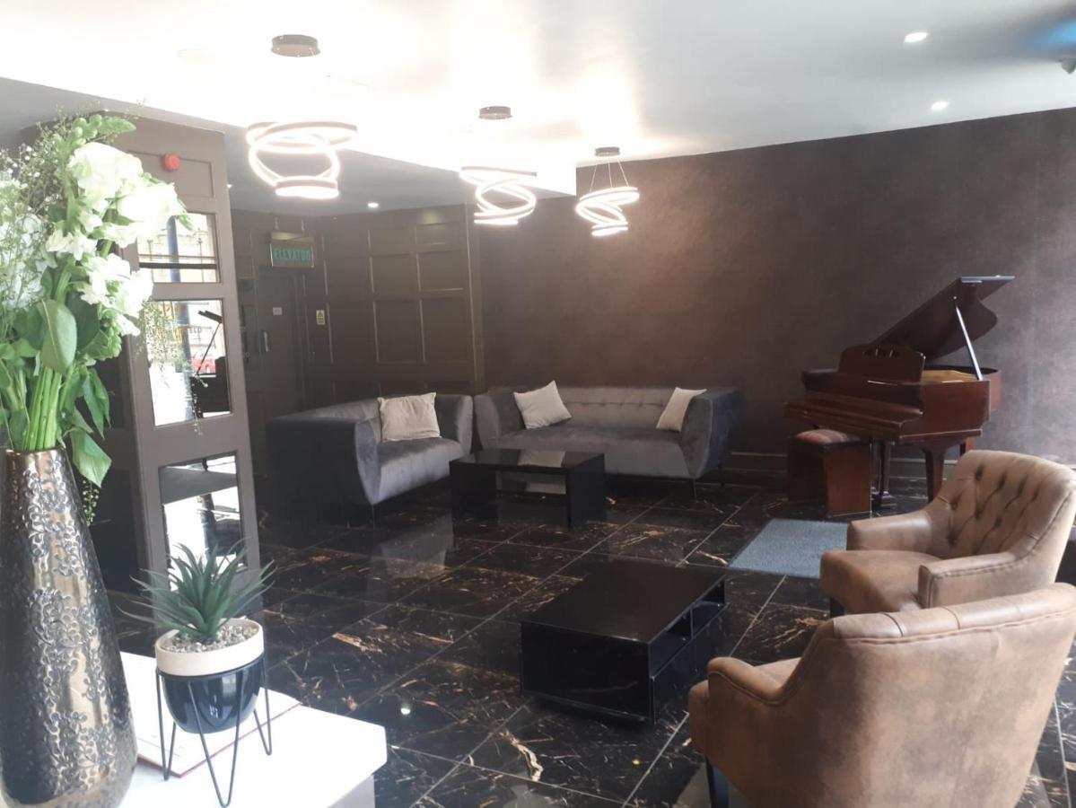 Hotel Huddersfield Zewnętrze zdjęcie