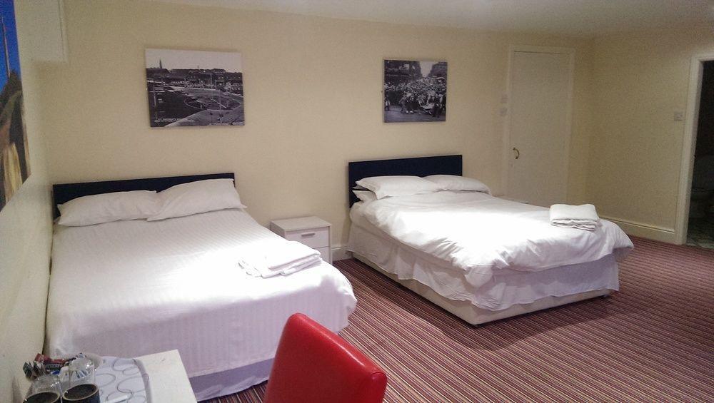 Hotel Huddersfield Zewnętrze zdjęcie