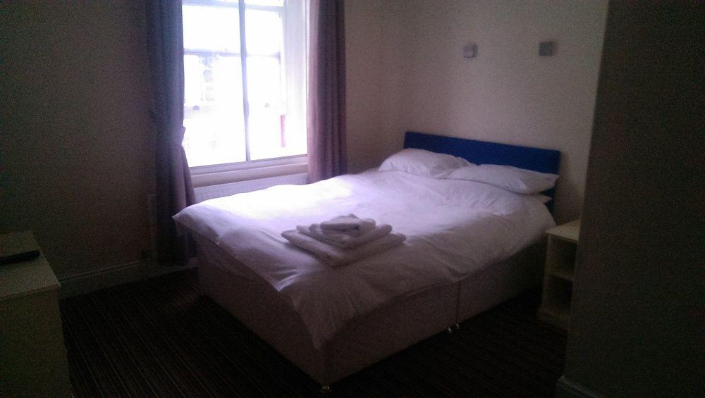 Hotel Huddersfield Zewnętrze zdjęcie
